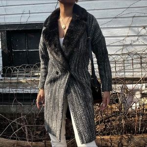 H&M faux-fur wool blend coat 🤎